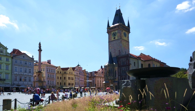 Staroměstské náměstí v srpnu